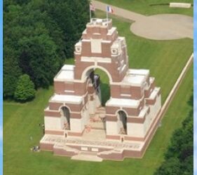 Survols des sites de mémoire : 110e anniversaire bataille de la Somme